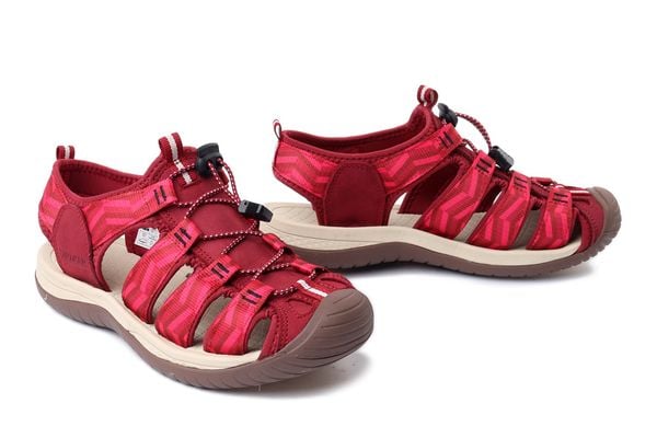 ARTIKER RELAKS 58C1817 czerwony, sandały damskie. Czerwone sandały damskie Artiker Relaks, bez wzorów, z gumy, bez obcasa. Za 219.90 zł.