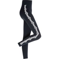 Legginsy bezszwowe bonprix czarny z nadrukiem. Czarne legginsy damskie bonprix, m, bez wzorów, z koronki. Za 21.99 zł.