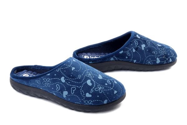 Inblu ET-41 004 granatowy, klapki damskie. Niebieskie klapki damskie Inblu, bez wzorów, bez obcasa. Za 67.99 zł.