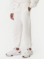 Guess Spodnie dresowe Z6RB03 K9YI1 Biały Regular Fit. Białe spodnie dresowe męskie Guess, z aplikacjami, z bawełny. Za 349.99 zł.