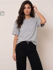 Koszulka z domieszką wiskozy i biżuteryjnymi aplikacjami - szary. Szare t-shirty damskie Sinsay, l, z aplikacjami, z wiskozy, bez kołnierzyka. Za 25.99 zł.