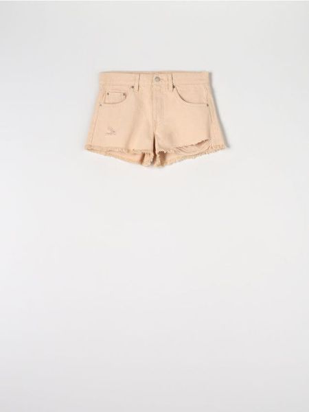 Szorty jeansowe - kremowy. Białe szorty damskie Sinsay, bez wzorów, z bawełny. Za 69.99 zł.