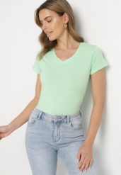 Zielony Bawełniany T-shirt z Dekoltem w Serek Nusarisa. Zielone t-shirty damskie Born2be, l, bez wzorów, z bawełny, bez kołnierzyka. Za 29.99 zł.