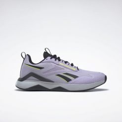 Buty treningowe damskie Reebok Nanoflex Adventure. Czarne obuwie treningowe damskie Reebok, na fitness i siłownię. Za 231.84 zł.