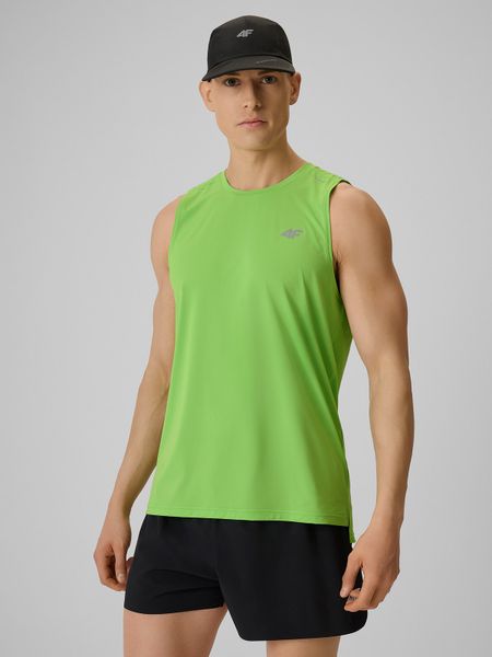 4F Koszulka do biegania regular szybkoschnąca męska - zielona M. Zielone t-shirty sportowe męskie 4f, m, z materiału, bez ramiączek, do biegania. Za 119.99 zł.