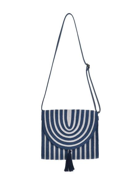 BLE Torebka w kolorze biało-niebieskim - 26 x 21 x 8 cm rozmiar: onesize. Białe torebki klasyczne damskie BLE, bez wzorów, z materiału, bez dodatków. Za 76.39 zł.