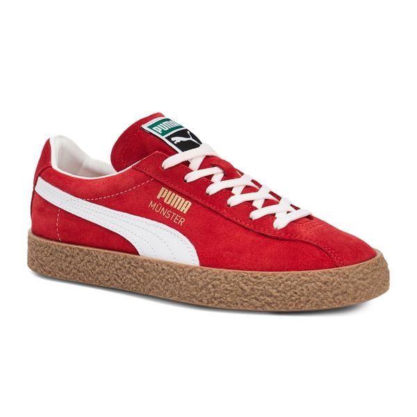 Buty PUMA Muenster OG. Czerwone buty sportowe na co dzień damskie Puma, bez wzorów. Za 239.99 zł.