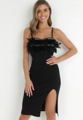 Czarna Sukienka Dopasowana z Piórkami przy Dekolcie Heleitte. Czarne sukienki damskie Born2be, na imprezę, bez wzorów, z dzianiny, bez kołnierzyka, bez ramiączek, midi, dopasowane. W wyprzedaży za 151.99 zł.