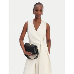 Torebka AMI Paris. Czarne torebki klasyczne damskie AMI PARIS, bez wzorów, bez dodatków. Za 8,026.99 zł.