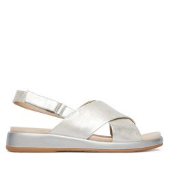 Sandały Caprice. Szare sandały damskie Caprice, bez wzorów, bez obcasa, na płaskiej podeszwie. Za 339.99 zł.