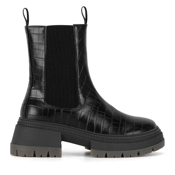 Sztyblety Nine West. Czarne botki damskie Nine West, bez obcasa, na płaskiej podeszwie, bez zapięcia. Za 259.99 zł.