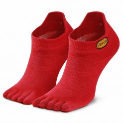 Skarpety krótkie Vibram Fivefingers. Czerwone skarpetki damskie Vibram Fivefingers, bez wzorów. Za 79.99 zł.