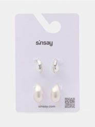 Kolczyki w stylu minimalistycznym 2 pack - srebrny. Szare kolczyki damskie Sinsay, srebrne. Za 12.99 zł.
