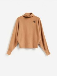 Sweter z ozdobnym detalem - beżowy. Brązowe swetry klasyczne damskie Reserved, l, z dzianiny, bez kołnierzyka. Za 149.99 zł.