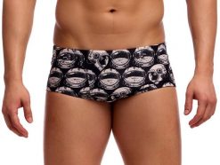 Kąpielówki Funky Trunks Arti Mess - trunki męskie. Czarne kąpielówki męskie FUNKY TRUNKS, l, bez wzorów, z materiału, na fitness i siłownię. Za 159.00 zł.