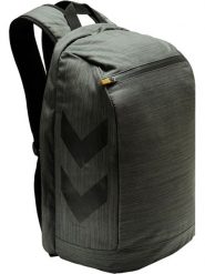 Plecak sportowy dla dorosłych Hummel Urban Sports Back Pack. Czarne plecaki męskie HUMMEL, bez wzorów, z poliesteru. Za 85.00 zł.