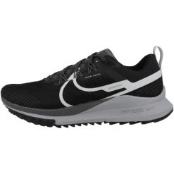 Buty do biegania męskie Nike React Pegasus Trail 4. Czarne obuwie do biegania damskie Nike. Za 932.00 zł.