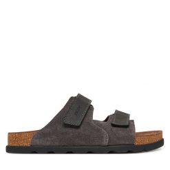 Klapki Rieker. Czarne klapki i japonki męskie Rieker. Za 349.99 zł.