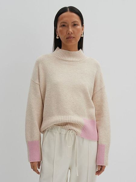 Someday Sweter "Tomie" w kolorze beżowo-jasnoróżowym rozmiar: M. Brązowe golfy damskie Someday, m, bez wzorów, z bawełny, bez ramiączek. Za 175.67 zł.