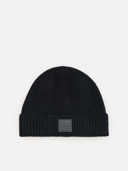 Dzianinowa czapka beanie - czarny. Czarne czapki męskie Reserved, bez wzorów, z dzianiny. Za 59.99 zł.