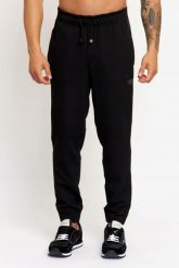 EA7 Spodnie dresowe z lampasami. Czarne spodnie dresowe męskie EA7 Emporio Armani, z aplikacjami, z dresówki. W wyprzedaży za 419.99 zł.