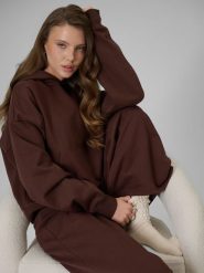 4F Bluza dresowa regular z kapturem damska - brązowa M. Brązowe bluzy z kapturem damskie 4f, m, z dresówki. Za 159.99 zł.