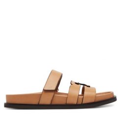Klapki Tory Burch. Brązowe klapki damskie Tory Burch, bez wzorów, bez obcasa. Za 1,619.00 zł.
