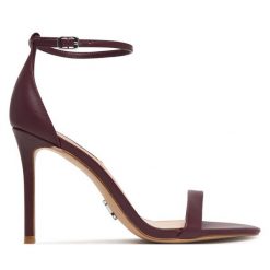 Sandały Steve Madden. Czerwone sandały damskie Steve Madden, bez wzorów, bez obcasa, na szpilce. Za 429.99 zł.