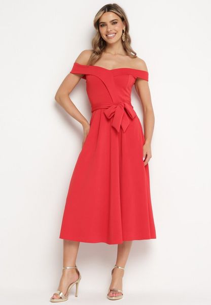 Czerwona Elegancka Sukienka o Fasonie Hiszpanki z Materiałowym Paskiem Xaelia. Czerwone sukienki damskie Born2be, na spotkanie biznesowe, l, bez wzorów, z materiału, eleganckie, bez kołnierzyka, bez ramiączek, midi. Za 139.99 zł.