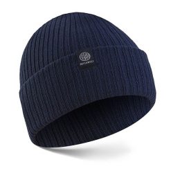 Czapka męska BETLEWSKI BCM-BK-03 GRANAT. Czapki męskie Betlewski, bez wzorów, z polaru. Za 39.99 zł.