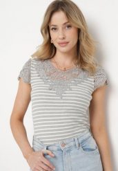 Szary Bawełniany T-shirt z Prążkowanego Materiału z Koronkowym Dekoltem i Rękawkami Hyacintia. Szare t-shirty damskie Born2be, m, bez wzorów, z bawełny, bez kołnierzyka. Za 39.99 zł.