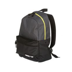 Plecak sportowy Arena TEAM PACK 30. Czarne plecaki damskie Arena, bez wzorów, z poliesteru. Za 99.00 zł.