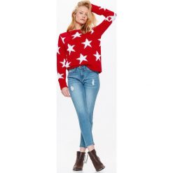 SPODNIE DŁUGIE DAMSKIE, OBCISŁE JEANSY Z HAFTEM PRZY KIESZENI. Niebieskie jeansy damskie TOP SECRET. W wyprzedaży za 39.99 zł.