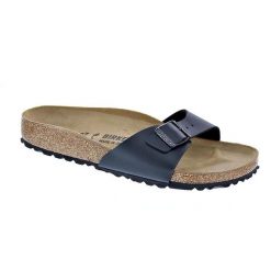 Klapki Birkenstock Madrid Dorosłych. Czarne klapki damskie Birkenstock, bez wzorów, z materiału, bez obcasa. Za 466.00 zł.