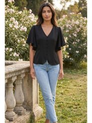 SOULSHAE Bluzka w kolorze czarnym rozmiar: L/XL. Czarne bluzki damskie SOULSHAE, l, bez wzorów, bez kołnierzyka, bez ramiączek. Za 114.95 zł.