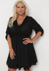 Czarna Rozkloszowana Sukienka Mini z Ozdobnym Dekoltem i Gumką w Pasie Braely. Czarne sukienki damskie Born2be, l, z aplikacjami, z gumy, eleganckie, bez kołnierzyka, bez ramiączek, mini, rozkloszowane. W wyprzedaży za 79.99 zł.