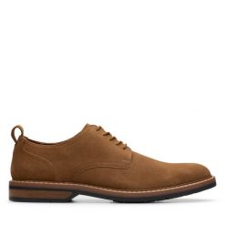 Półbuty Clarks. Brązowe półbuty męskie Clarks, bez zapięcia. Za 479.99 zł.