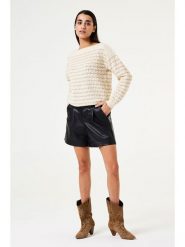 Garcia Sweter w kolorze kremowym rozmiar: M. Brązowe swetry klasyczne damskie Garcia, m, ze splotem, bez kołnierzyka. Za 100.04 zł.