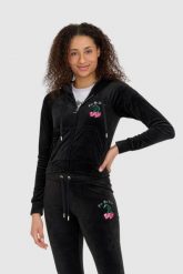 JUICY COUTURE Czarna welurowa bluza dresowa z haftowanymi wisienkami. Czarne bluzy bez kaptura damskie Juicy Couture, s, z dresówki. W wyprzedaży za 359.99 zł.