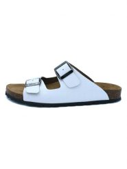 Billowy Klapki w kolorze białym rozmiar: 42. Białe klapki damskie Billowy, bez wzorów, bez obcasa. Za 163.64 zł.