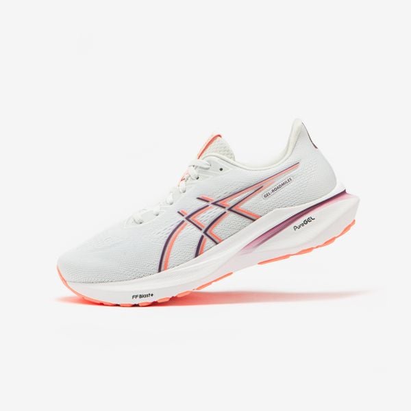 Buty do biegania damskie ASICS Gel Roadmiles 3. Obuwie do biegania damskie Asics. Za 399.99 zł.