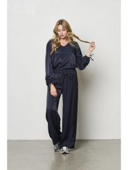 &Co Woman Spodnie "Solana" w kolorze czarnym rozmiar: S. Czarne spodnie materiałowe damskie &Co Woman, bez wzorów, z materiału, z podwyższonym stanem. Za 196.70 zł.