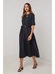 Lin Passion Sukienka w kolorze czarnym rozmiar: 38/40. Czarne sukienki damskie Lin Passion, bez wzorów, z bawełny, klasyczne, bez kołnierzyka, bez ramiączek, midi. Za 130.99 zł.