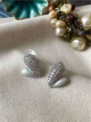 Luseera Pozłacane kolczyki-wkrętki z cyrkoniami rozmiar: onesize. Szare kolczyki damskie Luseera, z cyrkonią, pozłacane. Za 43.99 zł.