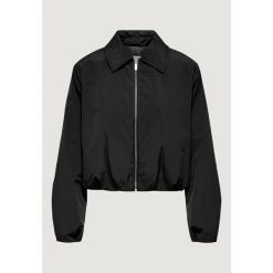 Kurtka Kobieta ONLY Onljoy Life Short Cc Otw. Czarne kurtki damskie Only, bez wzorów, z poliesteru, bez kaptura. Za 280.95 zł.