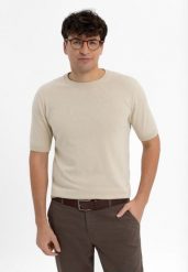 T-shirt basic z dzianiny TM-BURRO. T-shirty męskie Volcano, m, bez wzorów, z bawełny, bez kołnierzyka. Za 99.99 zł.