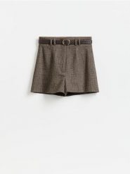 Szorty z wełną - wielobarwny. Szorty damskie Reserved, bez wzorów, z tkaniny. Za 149.99 zł.