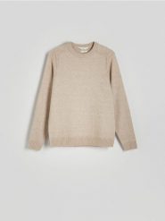 Sweter z dodatkiem wełny - beżowy. Brązowe swetry męskie Reserved, l, bez wzorów, z dzianiny, bez kołnierzyka. W wyprzedaży za 49.99 zł.