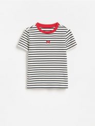 Prążkowany t-shirt z haftem - wielobarwny. Koszulki dziewczęce Reserved, bez wzorów, z bawełny, bez ramiączek. Za 32.99 zł.