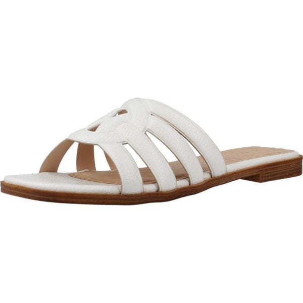 Sandały MTNG 59623M Biały. Białe sandały damskie MTNG, bez wzorów, z syntetyku, bez obcasa. Za 126.99 zł.